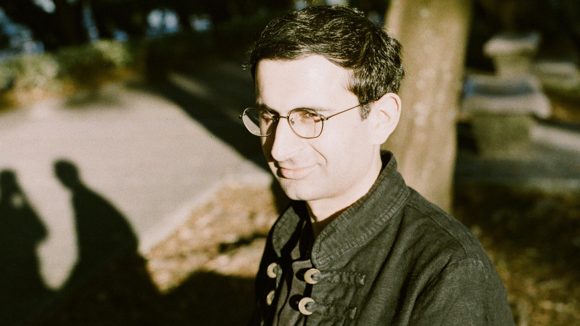 Dr. TSATURYAN Robert 察杜梁